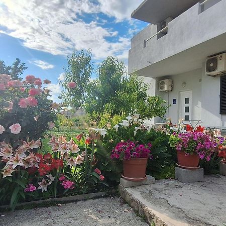 Apartment Marija, New 1Bd Apt With Free Parking スプリト エクステリア 写真